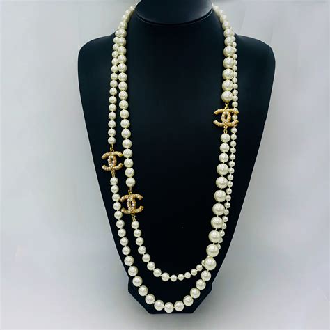 chanel cc pearl necklace replica|chanel inspired long pearl necklace.